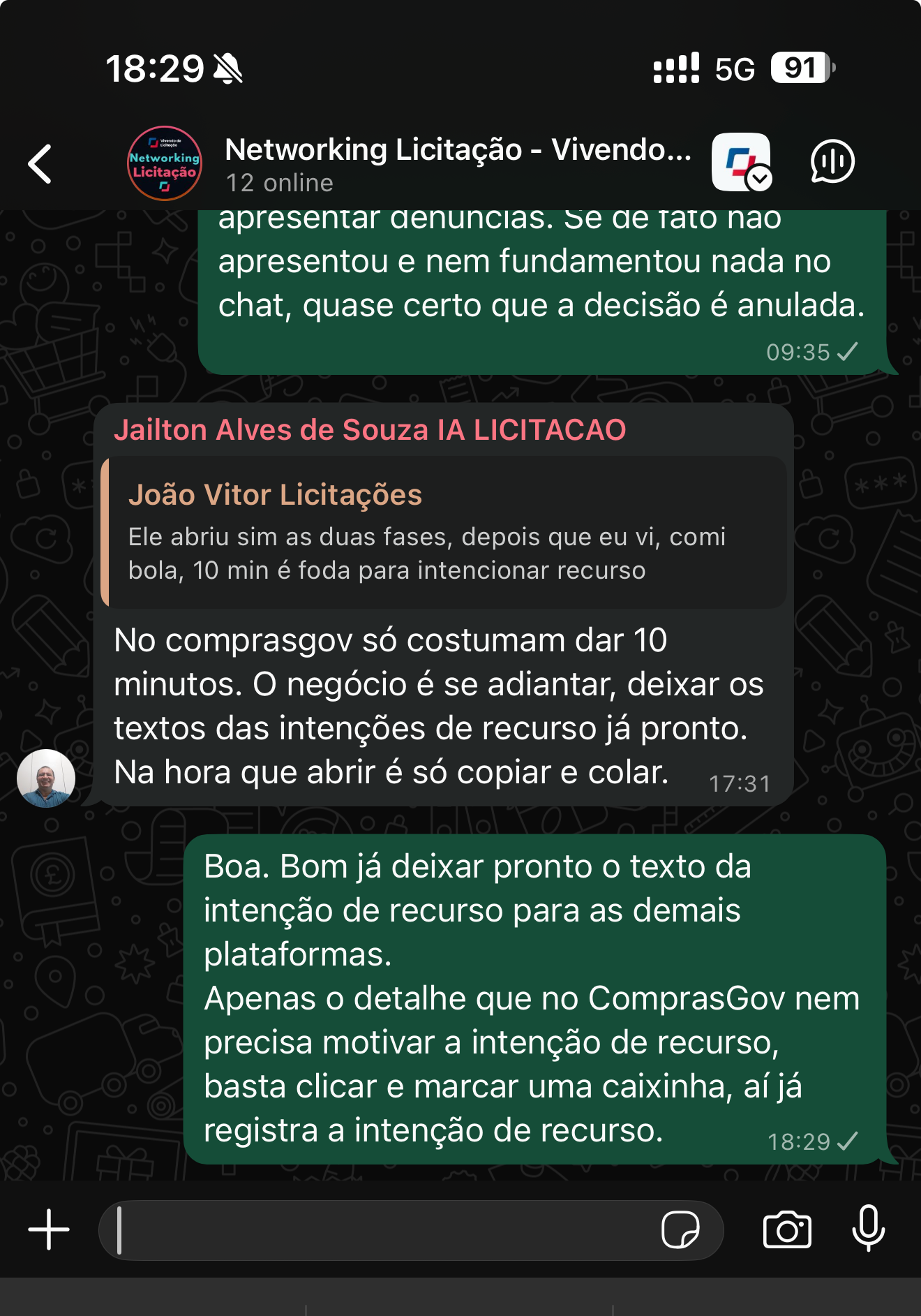 Dúvida sobre edital sendo respondida na hora